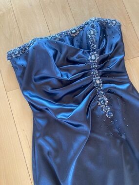 Le Chateau Grey Formal Dress